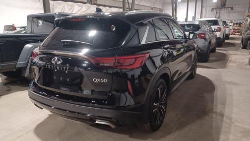 2021 INFINITI QX50 LUXE AWD