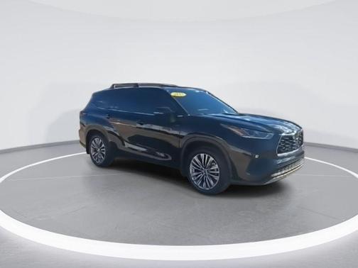 2024 Toyota Highlander Platinum