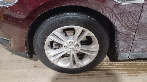 2019 Ford Taurus SEL