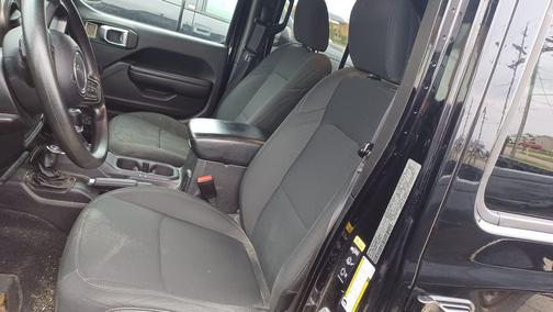 2021 Jeep Gladiator Sport