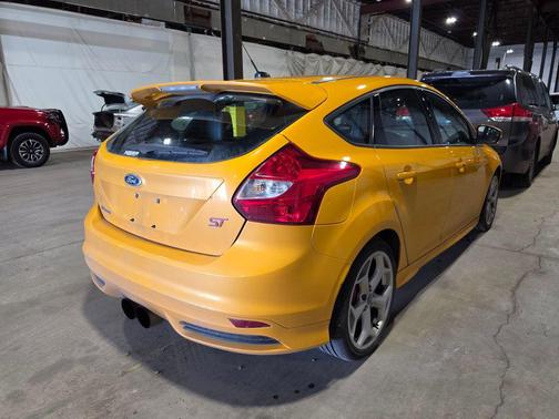TANGERINE SCREAM TRI-COAT 2013 Ford Focus ST