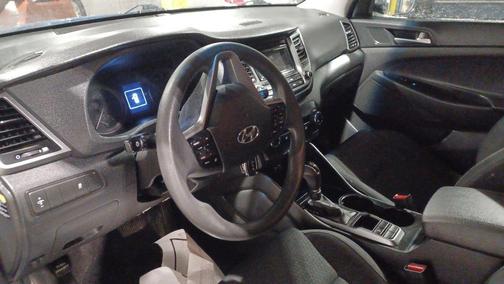 2018 Hyundai TUCSON SE