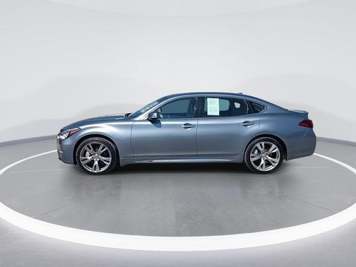 2017 INFINITI Q70L 3.7X