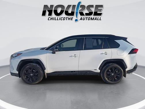 2022 Toyota RAV4 Hybrid SE