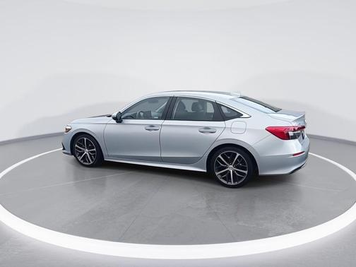 2022 Honda Civic Touring