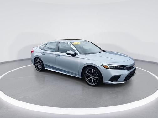 2022 Honda Civic Touring