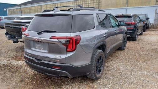 2022 GMC Acadia AWD AT4