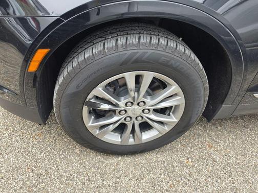 Stellar Black Metallic 2020 Cadillac XT5 Premium Luxury