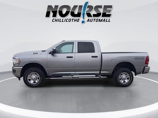 2020 RAM 2500 Tradesman Crew Cab 4X4 6'4' Box