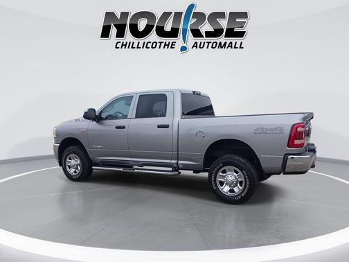 2020 RAM 2500 Tradesman Crew Cab 4X4 6'4' Box