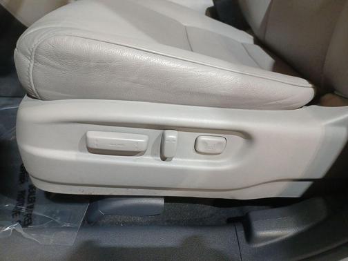 2021 Honda Pilot Touring 8-Passenger