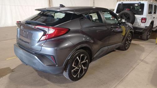 Magnetic Gray Metallic 2018 Toyota C-HR XLE Premium