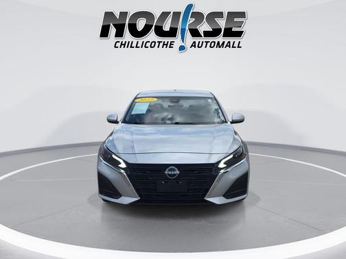 Brilliant Silver Metallic 2023 Nissan Altima 2.5 SV
