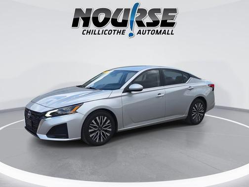 Brilliant Silver Metallic 2023 Nissan Altima 2.5 SV