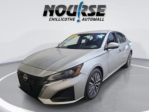 Brilliant Silver Metallic 2023 Nissan Altima 2.5 SV