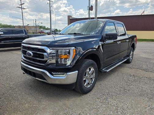 AGATE BLACK METALLIC 2022 Ford F-150 XLT
