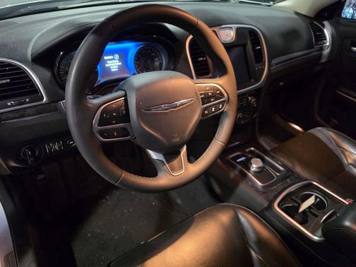 Silver Mist 2023 Chrysler 300 Touring