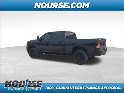 2023 RAM 2500 Big Horn Crew Cab 4x4 6'4' Box