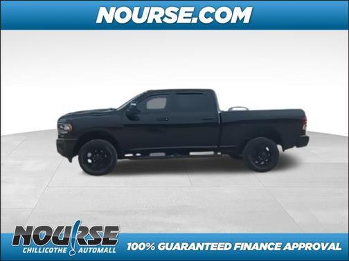 2023 RAM 2500 Big Horn Crew Cab 4x4 6'4' Box