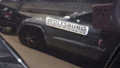 2016 Volkswagen Beetle 1.8T Wolfsburg Edition w/PZEV