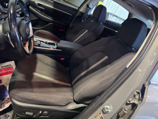 Hampton Gray 2022 Hyundai SONATA Hybrid SE