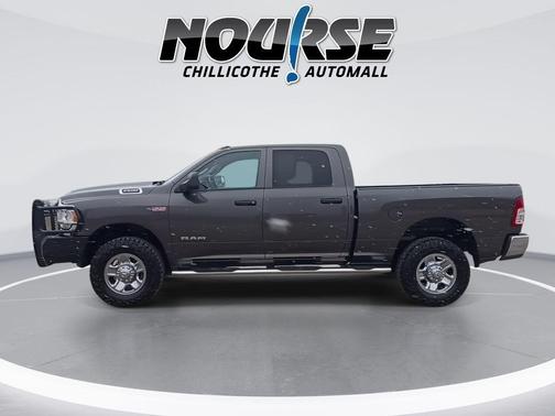 2020 RAM 2500 Tradesman Crew Cab 4X4 6'4' Box