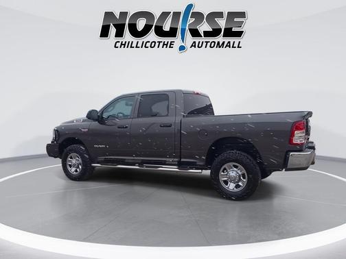 2020 RAM 2500 Tradesman Crew Cab 4X4 6'4' Box
