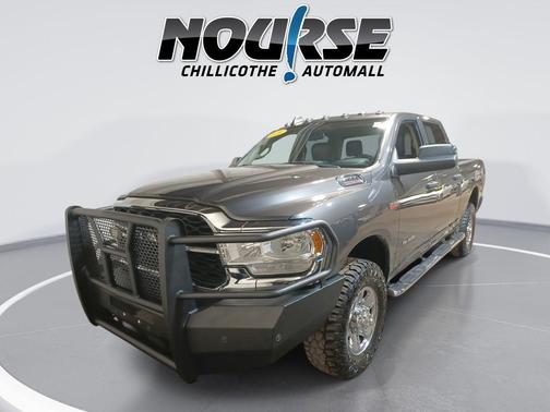 2020 RAM 2500 Tradesman Crew Cab 4X4 6'4' Box