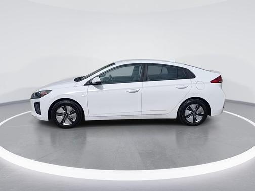 2020 Hyundai IONIQ Hybrid Blue