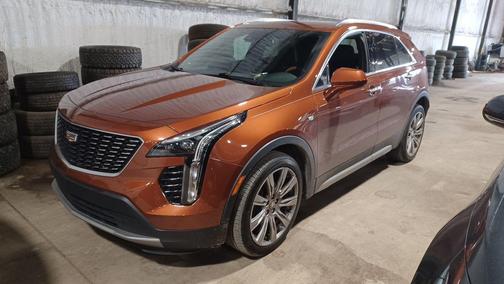 2019 Cadillac XT4 Premium Luxury