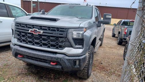 2024 Chevrolet Silverado 2500 4WD Crew Cab Standard Bed ZR2