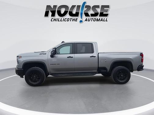 2024 Chevrolet Silverado 2500 4WD Crew Cab Standard Bed ZR2