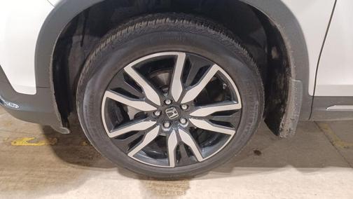 2022 Honda Pilot Touring 8-Passenger