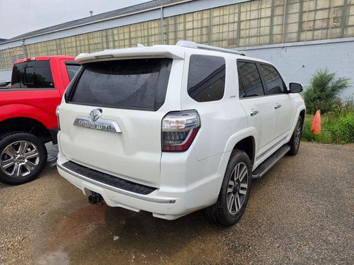 Blizzard Pearl 2023 Toyota 4Runner Limited