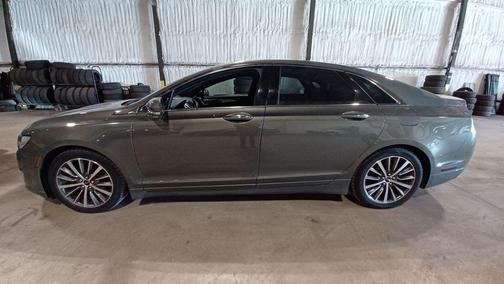 2017 Lincoln MKZ Premiere