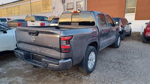 2024 Nissan Frontier SV