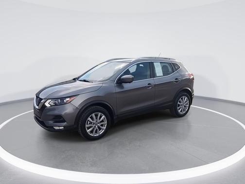 2022 Nissan Rogue Sport SV