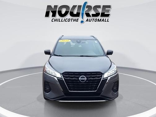 2023 Nissan Kicks SR