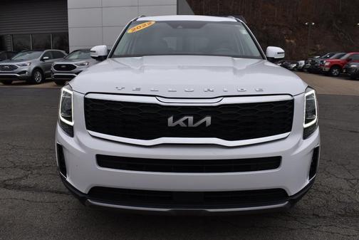Photo 2 of 30 of 2022 Kia Telluride S