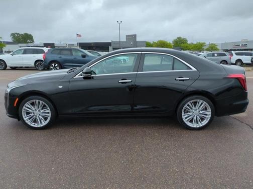 2022 Cadillac CT4 Premium Luxury