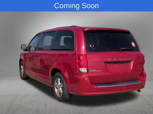 Redline Two-Coat Pearl 2012 Dodge Grand Caravan SXT