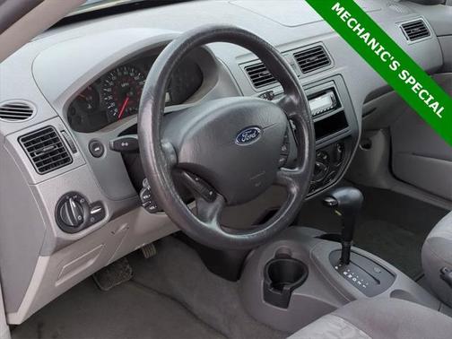 2005 Ford Focus S