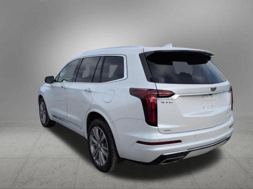 2023 Cadillac XT6 Premium Luxury AWD