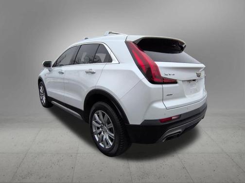 2020 Cadillac XT4 Premium Luxury