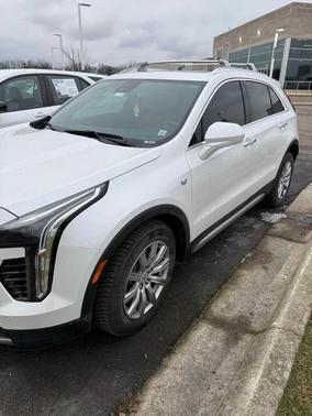 2020 Cadillac XT4 Premium Luxury