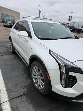 2020 Cadillac XT4 Premium Luxury