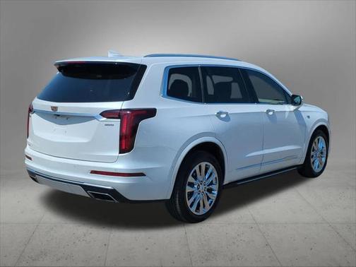 2022 Cadillac XT6 Premium Luxury AWD