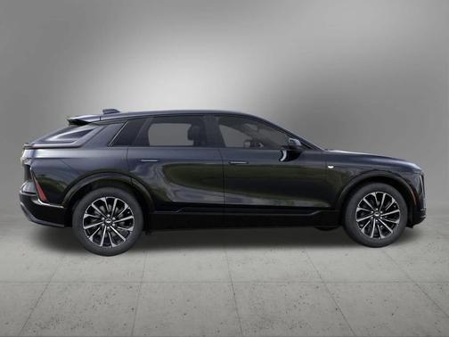 2025 Cadillac LYRIQ Sport