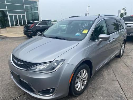 2018 Chrysler Pacifica Touring-L
