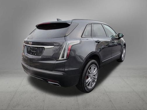 2023 Cadillac XT5 Sport